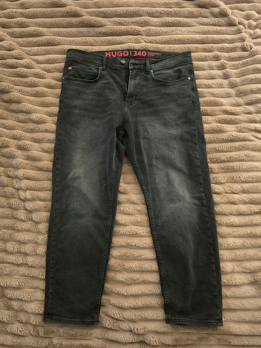 HUGO  Black Washed Jeans - HUGO 340